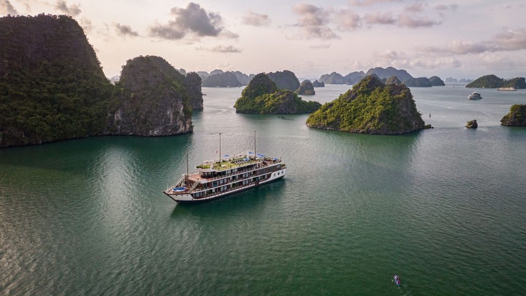 Le Journey Elegance Cruise